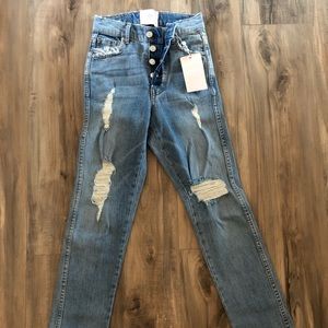 Dream Fit Sweet Monday Wash Revice Denim